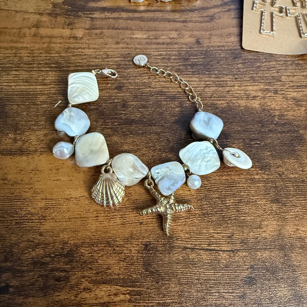 Women‎ Gold Coastal Jewelry Set Faux Pearl Shell Necklace Bracelet Cuff Earrings - Picture 2 of 7